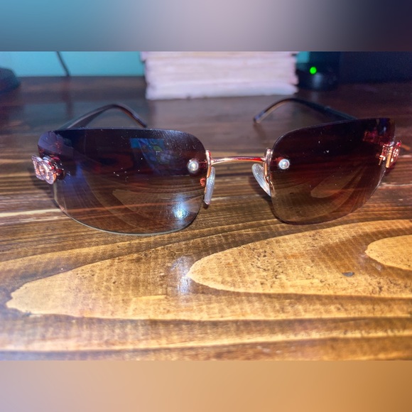 Dolce & Gabbana Unisex Sunglasses - Picture 2 of 4